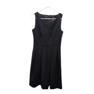 White House Black Market Black Dress; Size 6